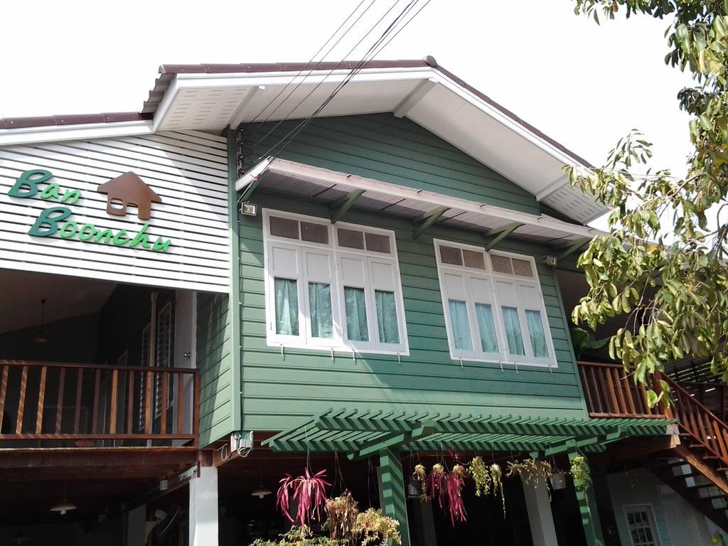 Ban Boonchu Acomodação com café da manhã Phra Nakhon Si Ayutthaya Exterior foto