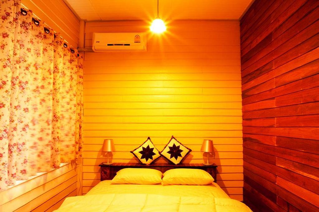 Ban Boonchu Acomodação com café da manhã Phra Nakhon Si Ayutthaya Quarto foto